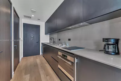 20 NE 11th St #2803A, Miami, FL 33132 - Photo 7