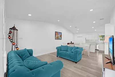 3413 SW 12th Ct, Fort Lauderdale, FL 33312 - Photo 3