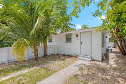 327 NE 55th St #STUDIO, Miami, FL 33137 - Photo 11