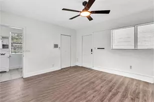 327 NE 55th St, Miami, FL 33137 - Photo 3