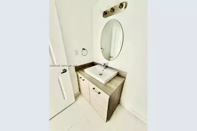 400 Sunny Isles Blvd #817, Sunny Isles Beach, FL 33160 - Photo 15