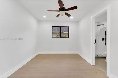 2428 NW 28th St, Miami, FL 33142 - Photo 9