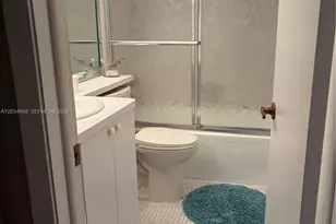 8990 S Hollybrook Blvd, Pembroke Pines, FL 33025 - Photo 11
