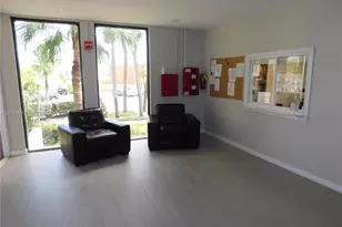 8025 SW 107th Ave, Miami, FL 33173 - Photo 21