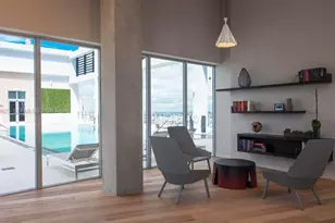 151 SE 1st St, Miami, FL 33131 - Photo 13