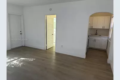 1956 Lincoln St #9, Hollywood, FL 33020 - Photo 5