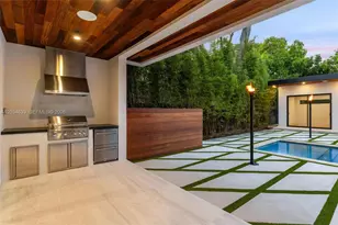 43 NW 42nd St, Miami, FL 33127 - Photo 47