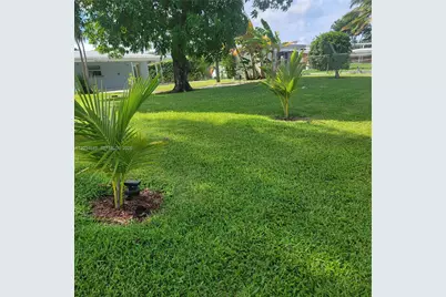 1211 NW 87th Way, Pembroke Pines, FL 33024 - Photo 7