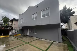 1684 SW 10th St, Miami, FL 33135 - Photo 3