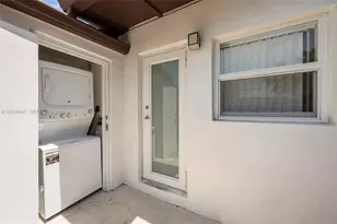 520 NW 104th St, Miami, FL 33150 - Photo 17