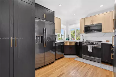 2431 SW 4th St, Miami, FL 33135 - Photo 17