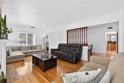 2431 SW 4th St, Miami, FL 33135 - Photo 5