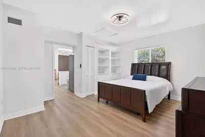 2431 SW 4th St, Miami, FL 33135 - Photo 9