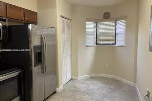 22311 SW 88th Pl, Cutler Bay, FL 33190 - Photo 9