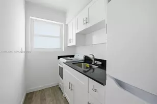 101 NW 74th St, Miami, FL 33150 - Photo 5