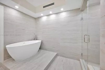 19355 Turnberry Way #19F, Aventura, FL 33180 - Photo 27
