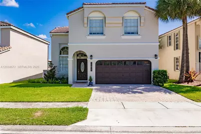 15623 NW 5th St, Pembroke Pines, FL 33028 - Photo 1