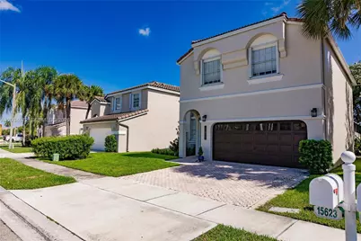15623 NW 5th St, Pembroke Pines, FL 33028 - Photo 3