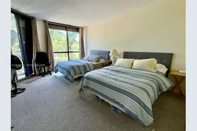 2000 Island Blvd #308, Aventura, FL 33160 - Photo 5