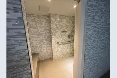 16001 Collins Ave #4107, Sunny Isles Beach, FL 33160 - Photo 29