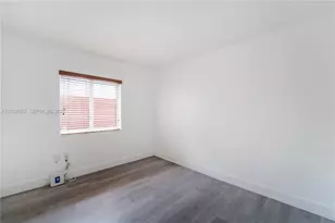 17766 SW 154th Pl, Miami, FL 33187 - Photo 21