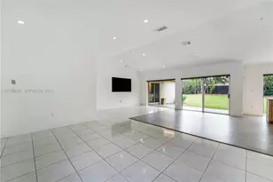 17766 SW 154th Pl, Miami, FL 33187 - Photo 5