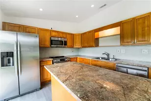 17766 SW 154th Pl, Miami, FL 33187 - Photo 11