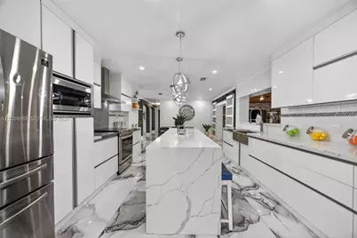12121 SW 107th St, Miami, FL 33186 - Photo 5
