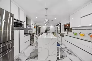 12121 SW 107th St, Miami, FL 33186 - Photo 5