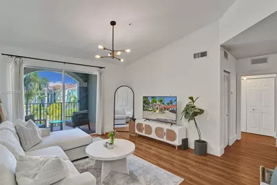 6841 SW 44th St #305, Miami, FL 33155 - Photo 5