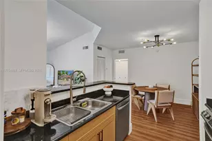 6841 SW 44th St, Miami, FL 33155 - Photo 15