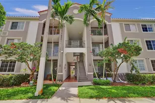 6841 SW 44th St, Miami, FL 33155 - Photo 3