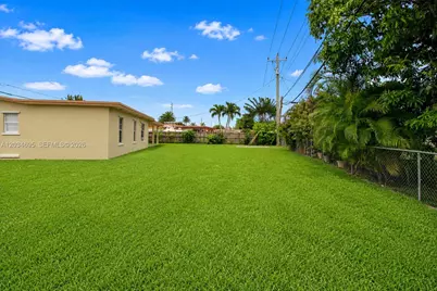 9120 SW 16th St, Miami, FL 33165 - Photo 25