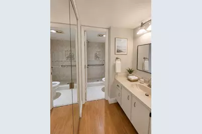 900 Saint Charles Pl #L6, Pembroke Pines, FL 33026 - Photo 7