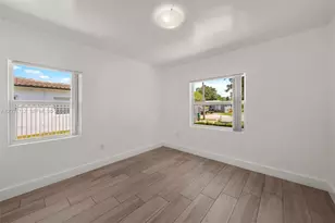 520 NW 104th St, Miami, FL 33150 - Photo 13