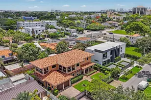 4251 SW 11th St, Miami, FL 33134 - Photo 11