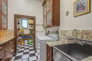 4251 SW 11th St, Miami, FL 33134 - Photo 39