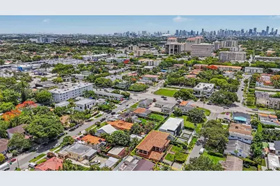 4251 SW 11th St, Miami, FL 33134 - Photo 19