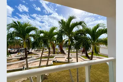 13499 Biscayne Blvd #504, North Miami, FL 33181 - Photo 17
