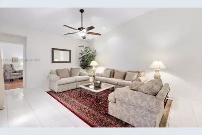2073 Montpeliar, Weston, FL 33326 - Photo 9