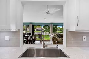 2073 Montpeliar, Weston, FL 33326 - Photo 31