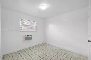 126 SW 18th Ave, Miami, FL 33135 - Photo 9