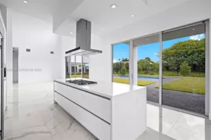 16710 N Botaniko Dr N, Weston, FL 33326 - Photo 5