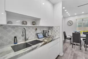 380 W 30th St, Hialeah, FL 33012 - Photo 21