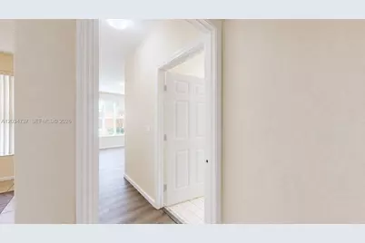 3557 Forest Hill Blvd #51, Palm Springs, FL 33406 - Photo 13