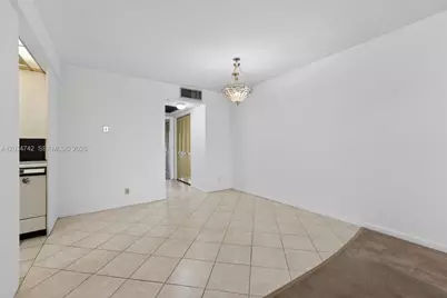 2401 Antigua Cir #E3, Coconut Creek, FL 33066 - Photo 7