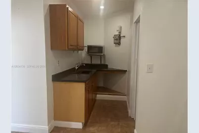 17811 SW 152nd Pl, Miami, FL 33187 - Photo 9