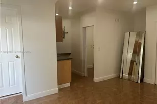 17811 SW 152nd Pl, Miami, FL 33187 - Photo 3