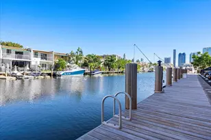 3703 NE 166th St, North Miami Beach, FL 33160 - Photo 31