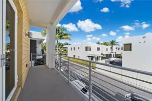 9830 NW 74th Terrace, Doral, FL 33178 - Photo 17